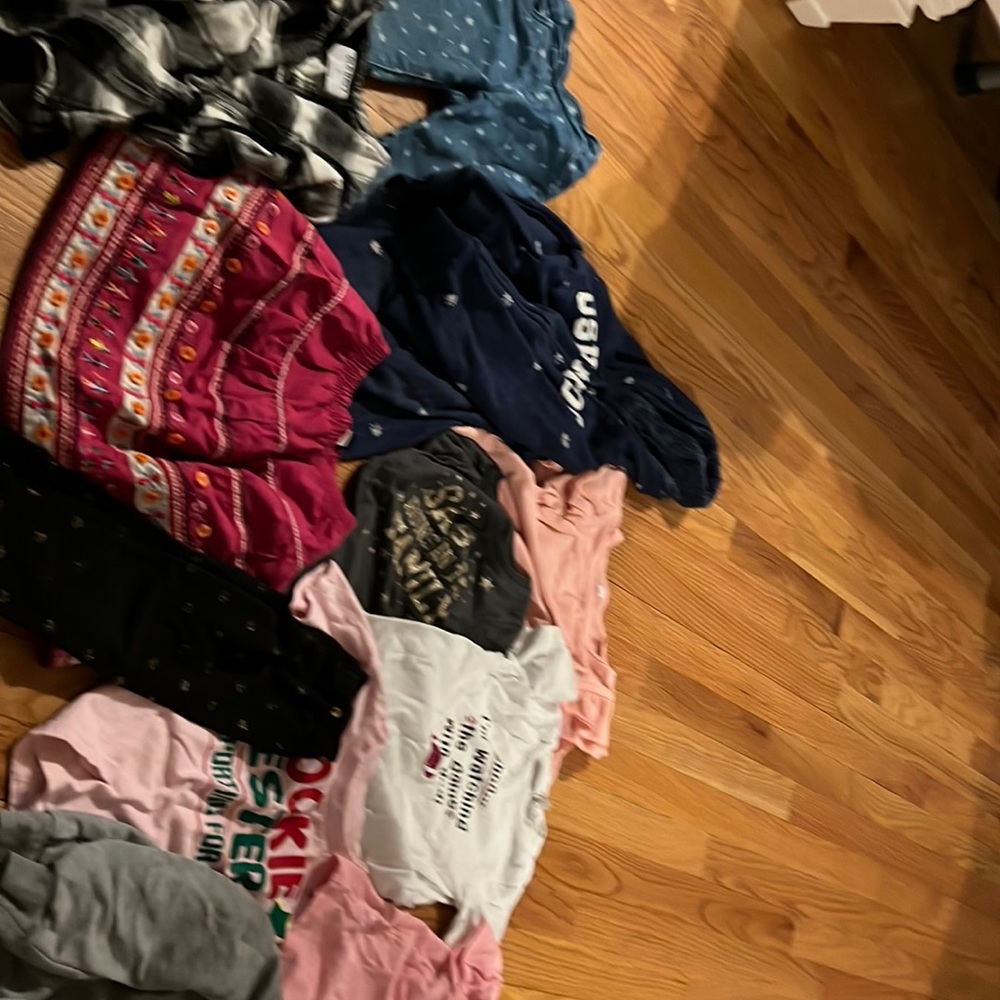 Lots of size 3t girls clothes
